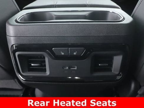 Used 2025 GMC Sierra 1500 AT4 w/ Technology Package AWD/4WD image 30