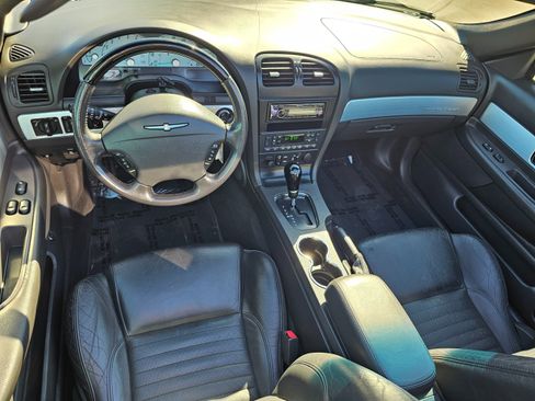 Used 2002 Ford Thunderbird image 33