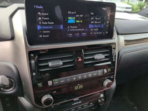 Used 2023 Lexus GX 460 Premium image 18