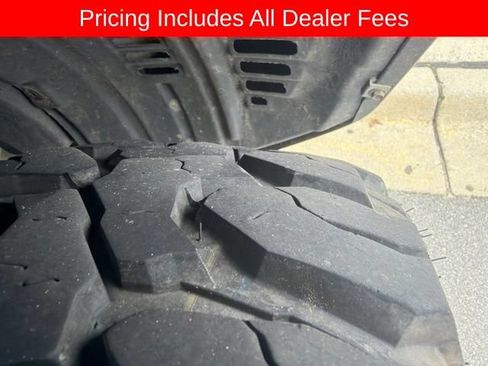 Used 2017 Toyota 4Runner SR5 AWD/4WD image 14