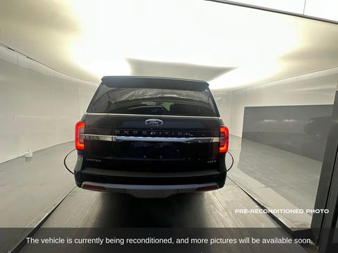 Used 2024 Ford Expedition Max Limited image 4