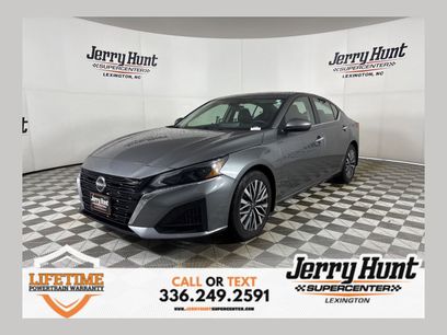 Used 2023 Nissan Altima 2.5 SV w/ SV Premium Package