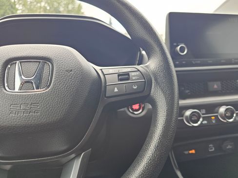Used 2025 Honda CR-V LX image 33