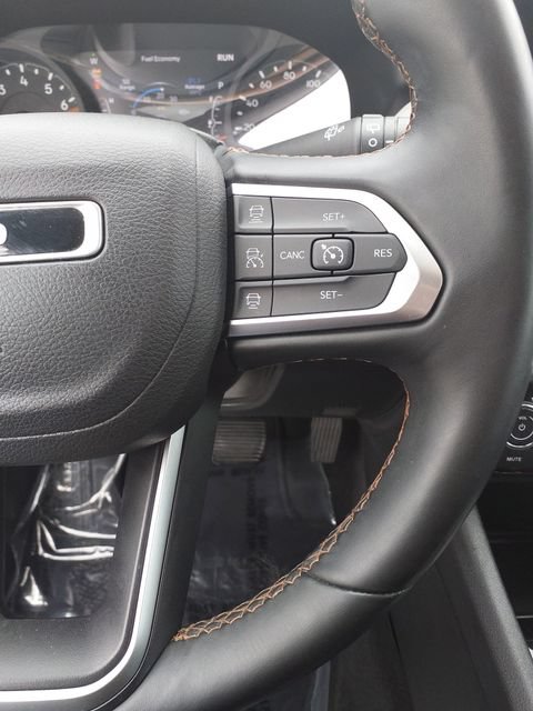 Used 2022 Jeep Compass Limited w/ Sun and Sound Group AWD/4WD image 28