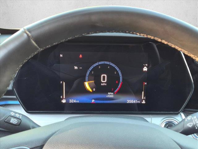 Used 2025 Chevrolet Trax LT w/ LT Convenience Package FWD image 13