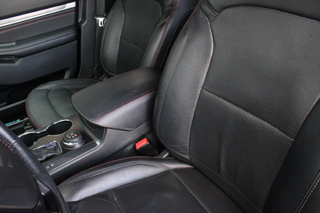 Used 2019 Ford Explorer Sport w/ Equipment Group 401A AWD/4WD image 7