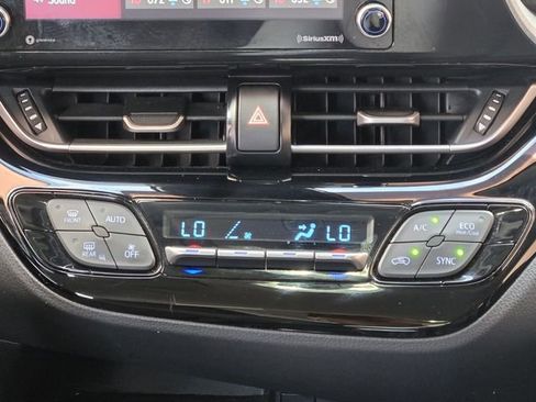 Used 2021 Toyota C-HR LE image 17