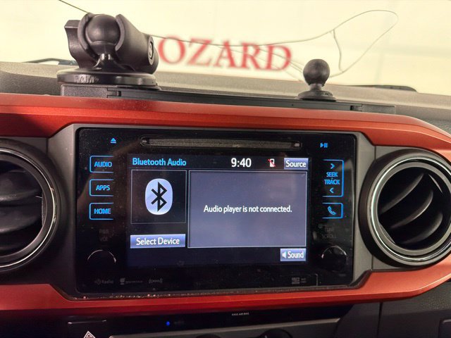 Used 2018 Toyota Tacoma TRD Off-Road AWD/4WD image 25