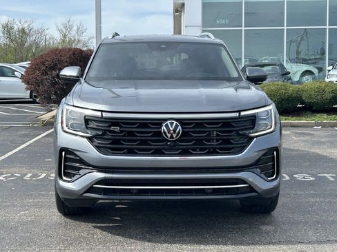 Certified 2024 Volkswagen Atlas SEL Premium R-Line image 2