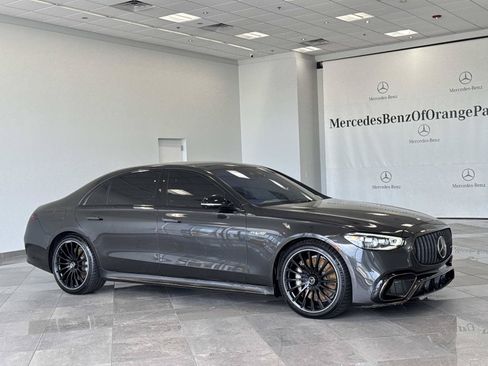 Used 2025 Mercedes-Benz S 63 AMG S image 2