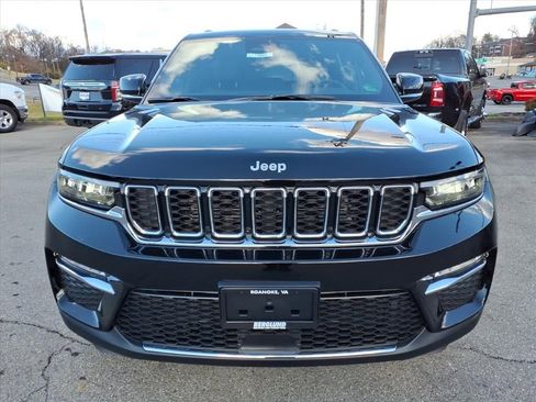 New 2025 Jeep Grand Cherokee Limited image 9