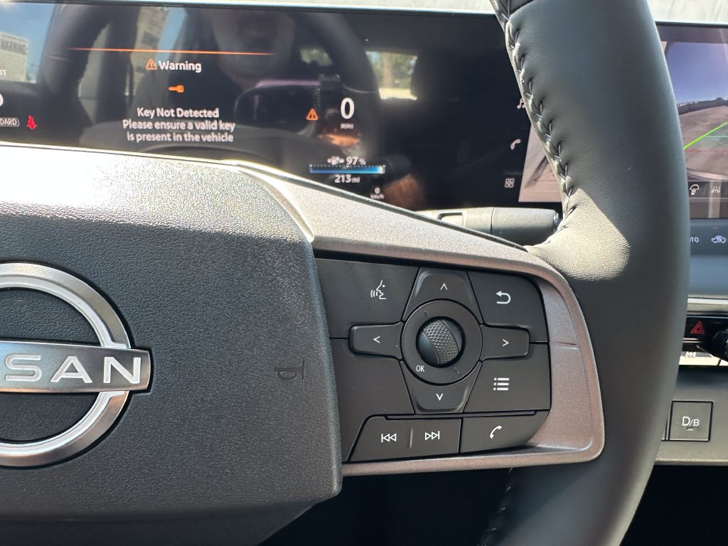 New 2026 Nissan Leaf FWD image 22