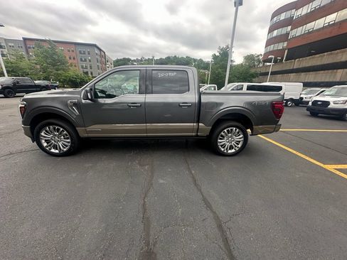 Used 2025 Ford F150 King Ranch AWD/4WD image 11