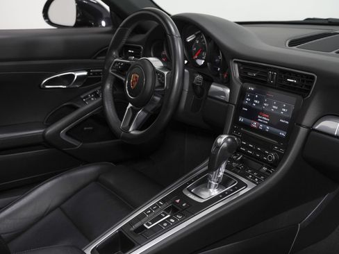 Used 2017 Porsche 911 Targa 4 AWD/4WD image 31