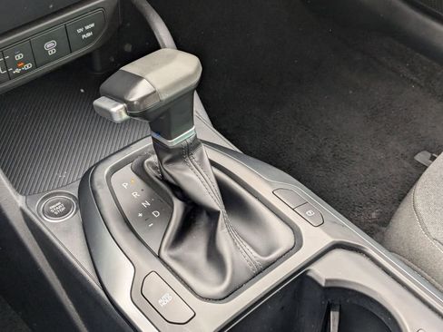 Used 2025 Kia K4 LXS image 19