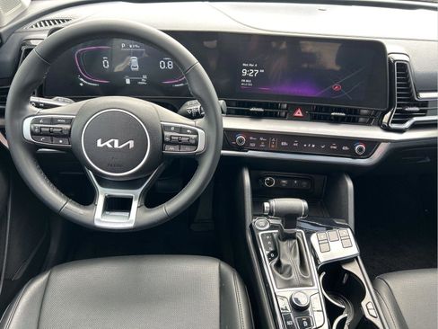 Used 2024 Kia Sportage EX image 23