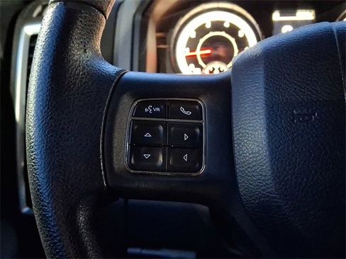 Used 2017 RAM 1500 Classic SLT image 27