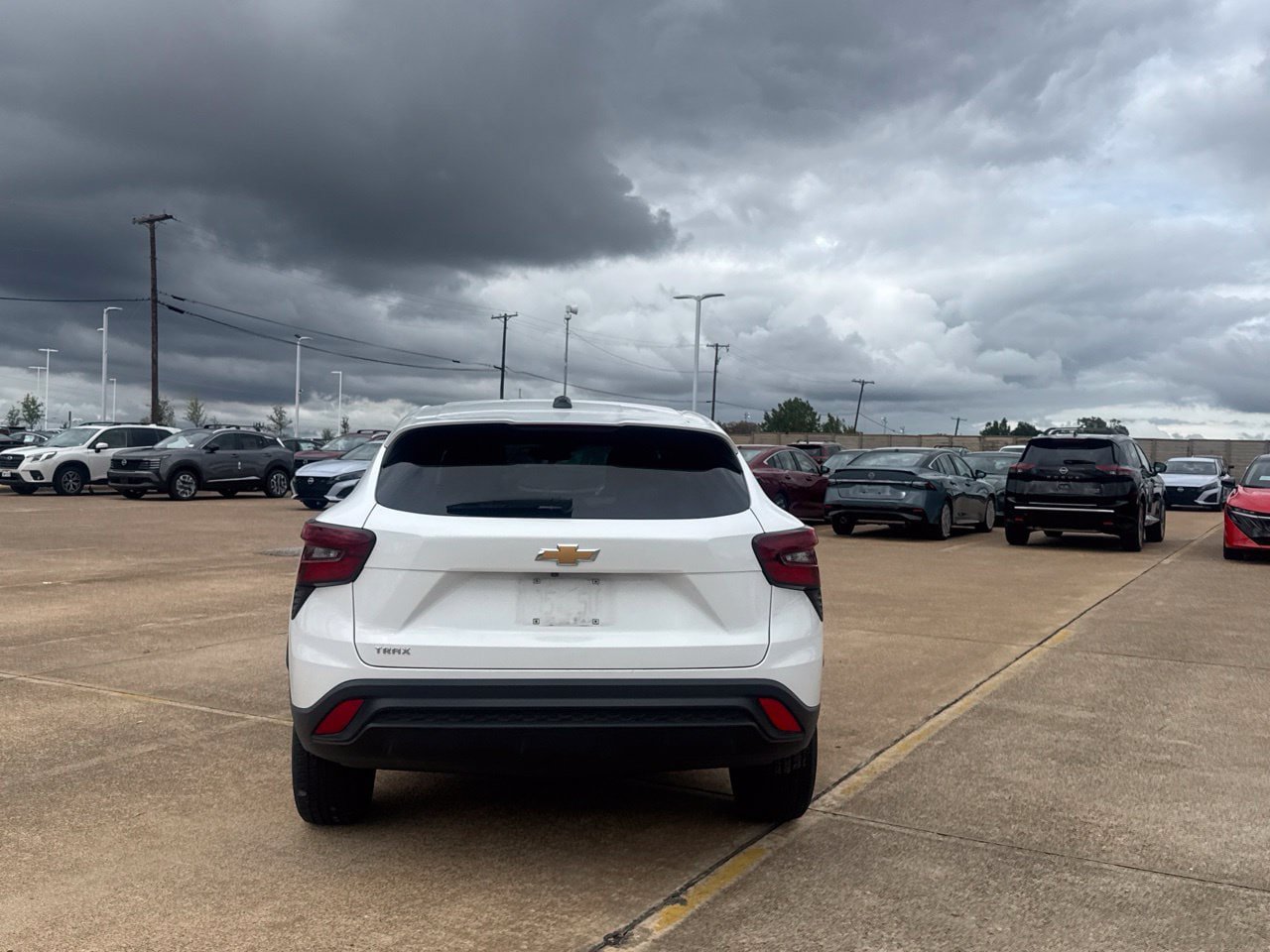Used 2025 Chevrolet Trax LS FWD image 21