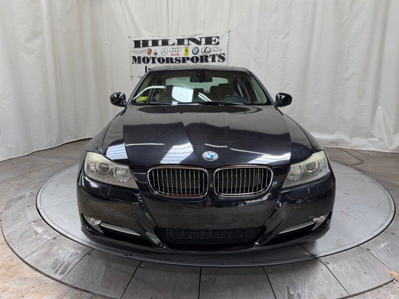 Used 2011 BMW 335i xDrive Sedan AWD/4WD image 10