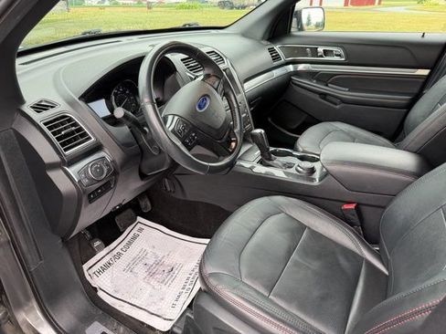 Used 2019 Ford Explorer Sport w/ Equipment Group 401A AWD/4WD image 9