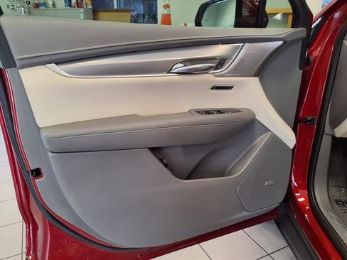 Certified 2022 Cadillac XT5 Premium Luxury image 20