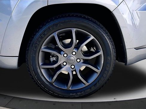 Certified 2020 Jeep Grand Cherokee High Altitude image 36