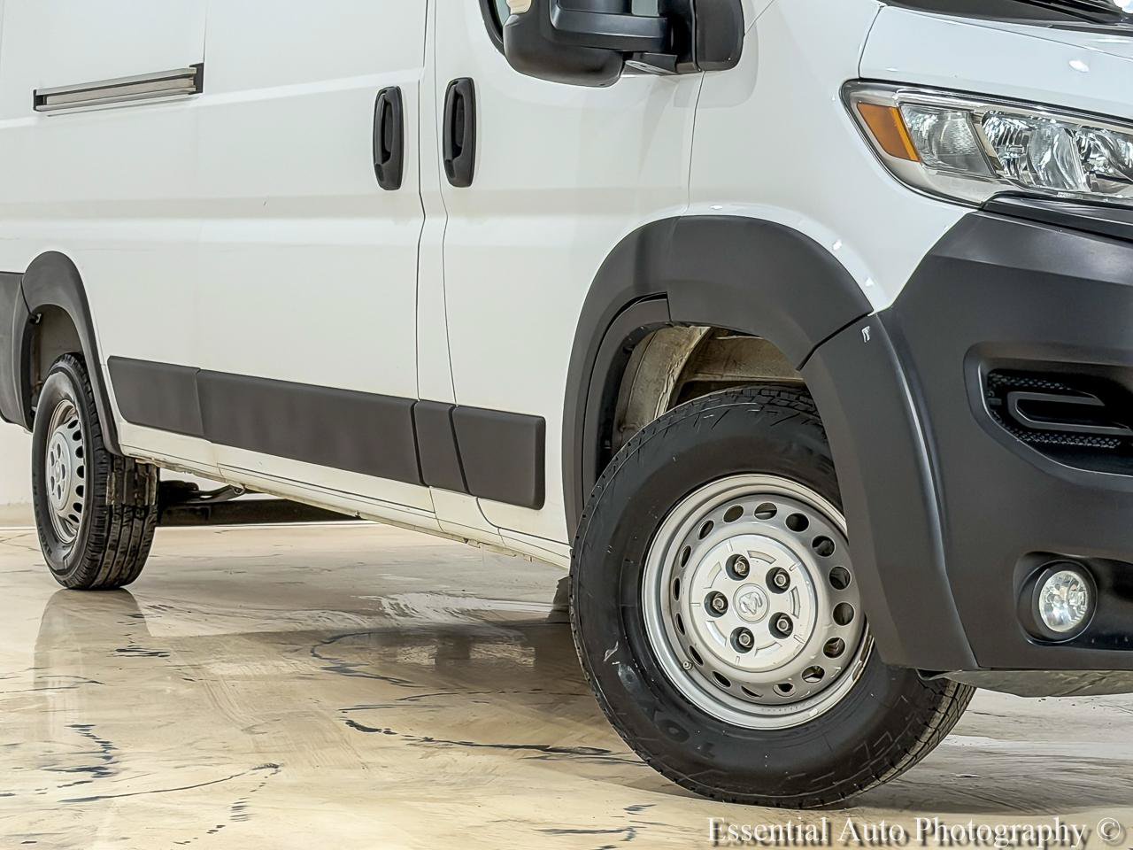 Used 2024 RAM ProMaster 2500 w/ Convenience Group FWD image 4