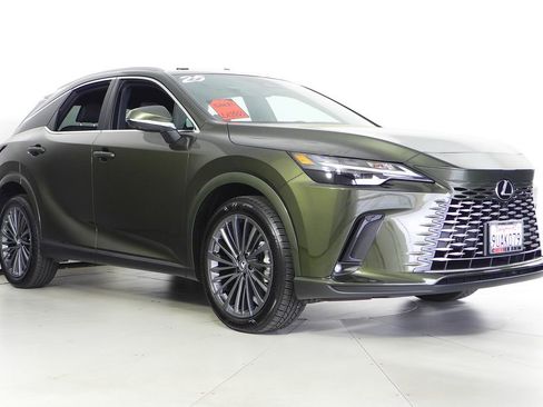 Used 2025 Lexus RX 350 Premium w/ Convenience Package FWD image 4