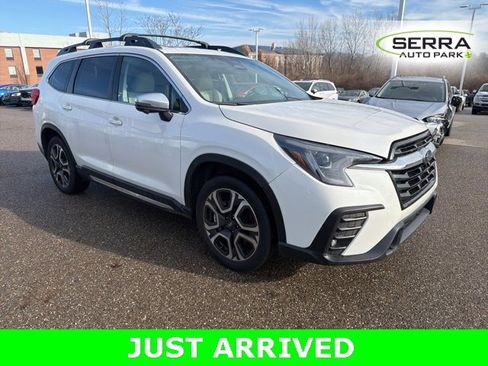Used 2023 Subaru Ascent Limited w/ Technology Package image 2