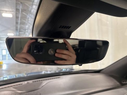 Used 2023 Buick Enclave Premium w/ Experience Buick Package image 37