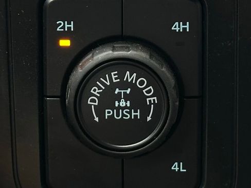 New 2025 Ford F150 XLT w/ Equipment Group 302A MID image 41