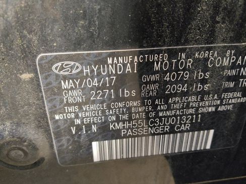 Used 2018 Hyundai Elantra GT Sport FWD image 33