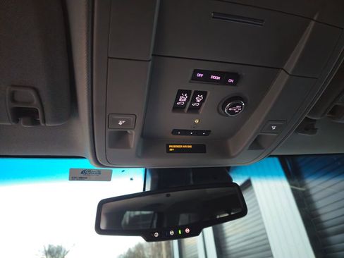 Used 2019 Chevrolet Tahoe LT image 31