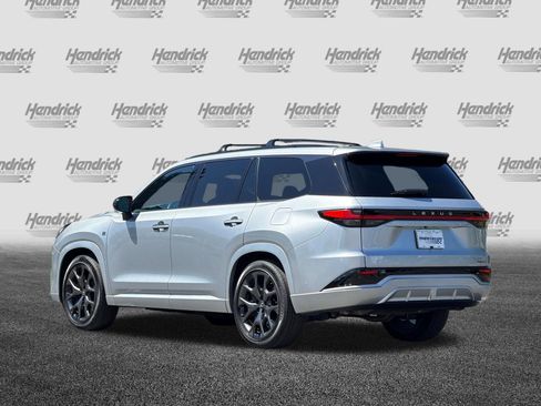 Used 2025 Lexus TX 500h AWD w/ Technology Package image 7
