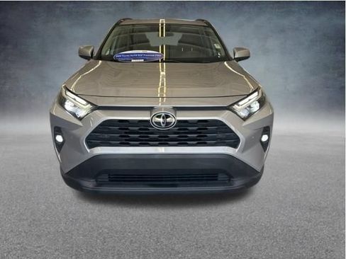 Used 2023 Toyota RAV4 XLE Premium FWD image 3