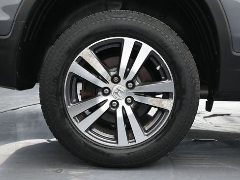 Used 2017 Honda Ridgeline RTS image 18