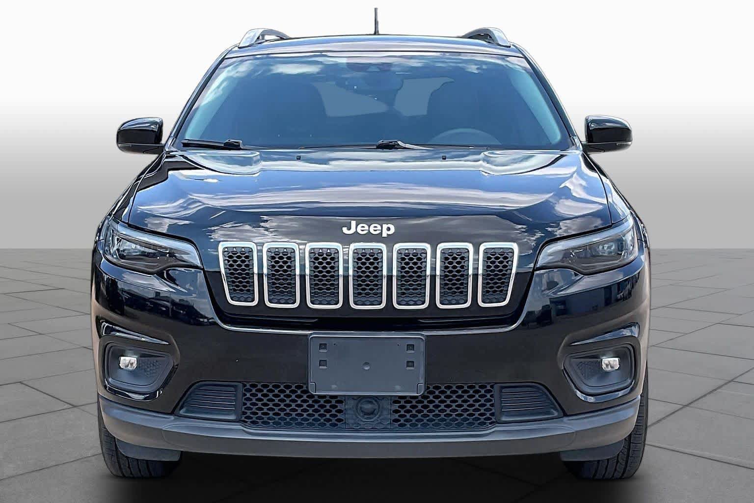 Used 2021 Jeep Cherokee Latitude Lux w/ Comfort/Convenience Group AWD/4WD image 5