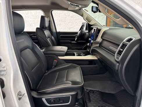 Used 2020 RAM 1500 Laramie image 44