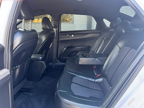 Used 2022 Kia K5 GT-Line FWD image 16