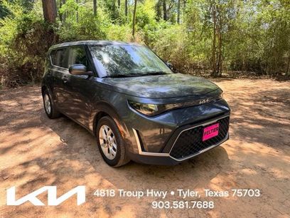Certified 2025 Kia Soul LX w/ LX Technology Package