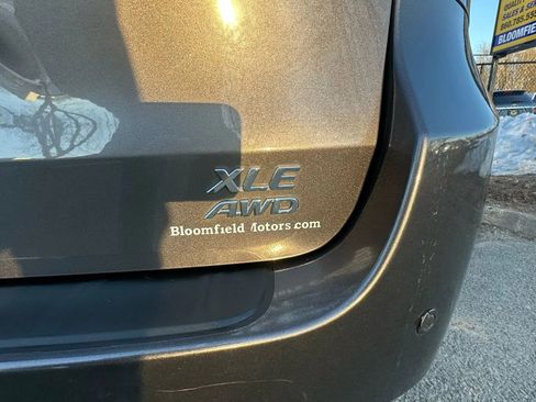 Used 2015 Toyota Sienna XLE Premium image 7