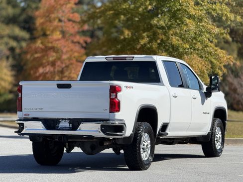 Used 2020 Chevrolet Silverado 2500 LT w/ All Star Edition image 10