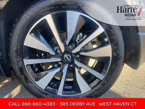 Certified 2025 Nissan Sentra SV w/ SV Premium Package image 25