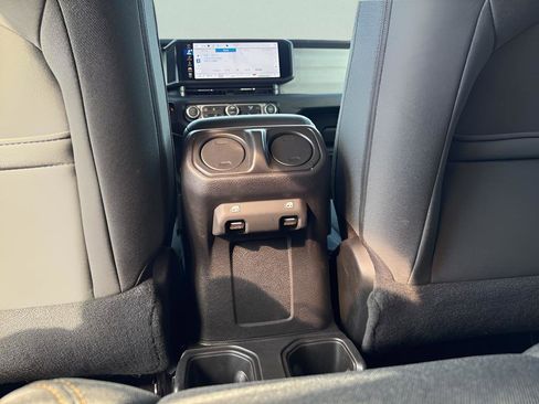 New 2025 Jeep Wrangler Sport S image 31