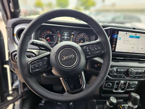 New 2026 Jeep Gladiator Sport AWD/4WD image 23