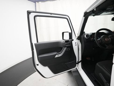 Used 2013 Jeep Wrangler Sahara w/ Trailer Tow Group image 26