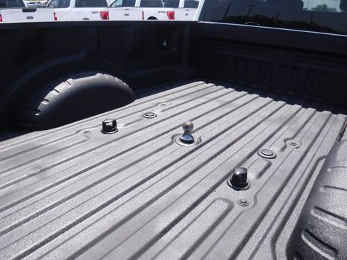 Used 2022 Ford F350 XLT image 5