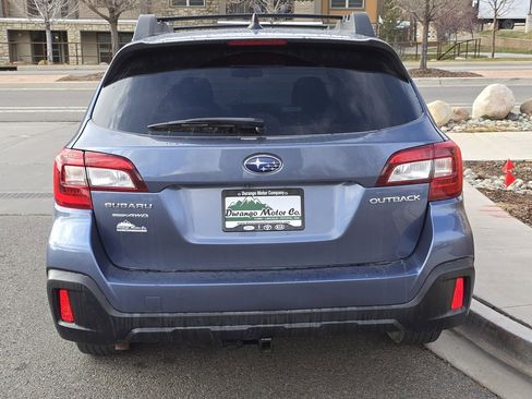 Used 2018 Subaru Outback 2.5i Premium image 8