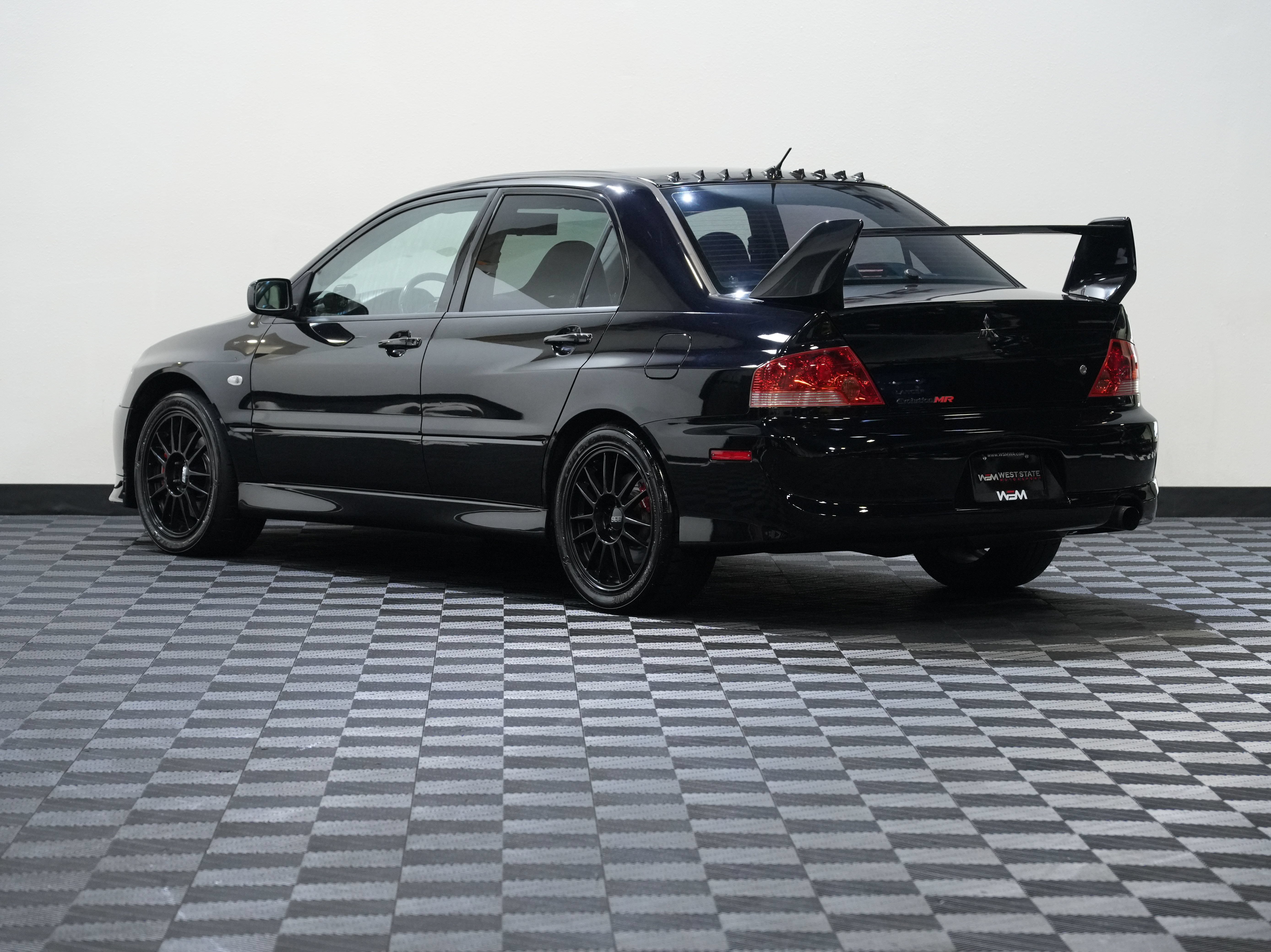 Used 2006 Mitsubishi Lancer Evolution AWD/4WD image 8