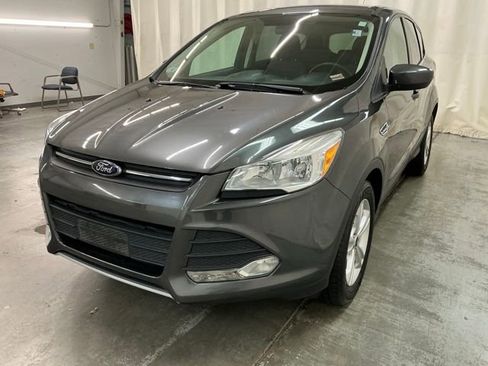 Used 2015 Ford Escape SE image 8
